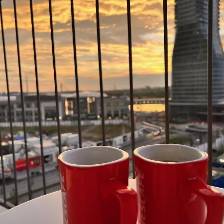 The View Waterfront 公寓