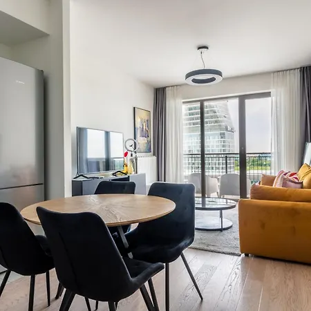 The View Waterfront Apartament *