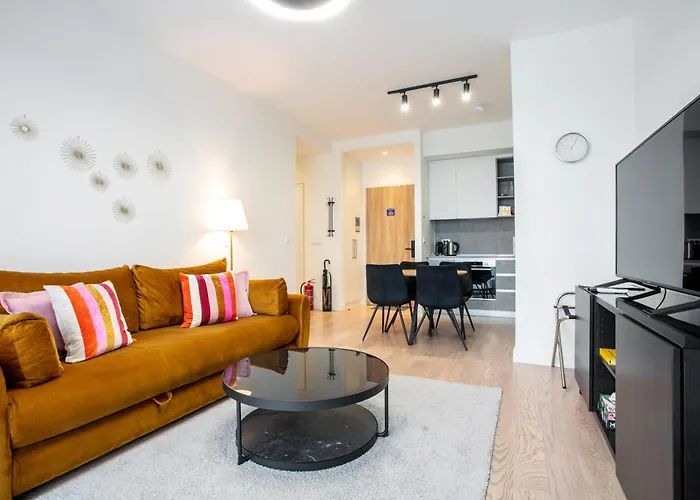 The View Waterfront Apartament *